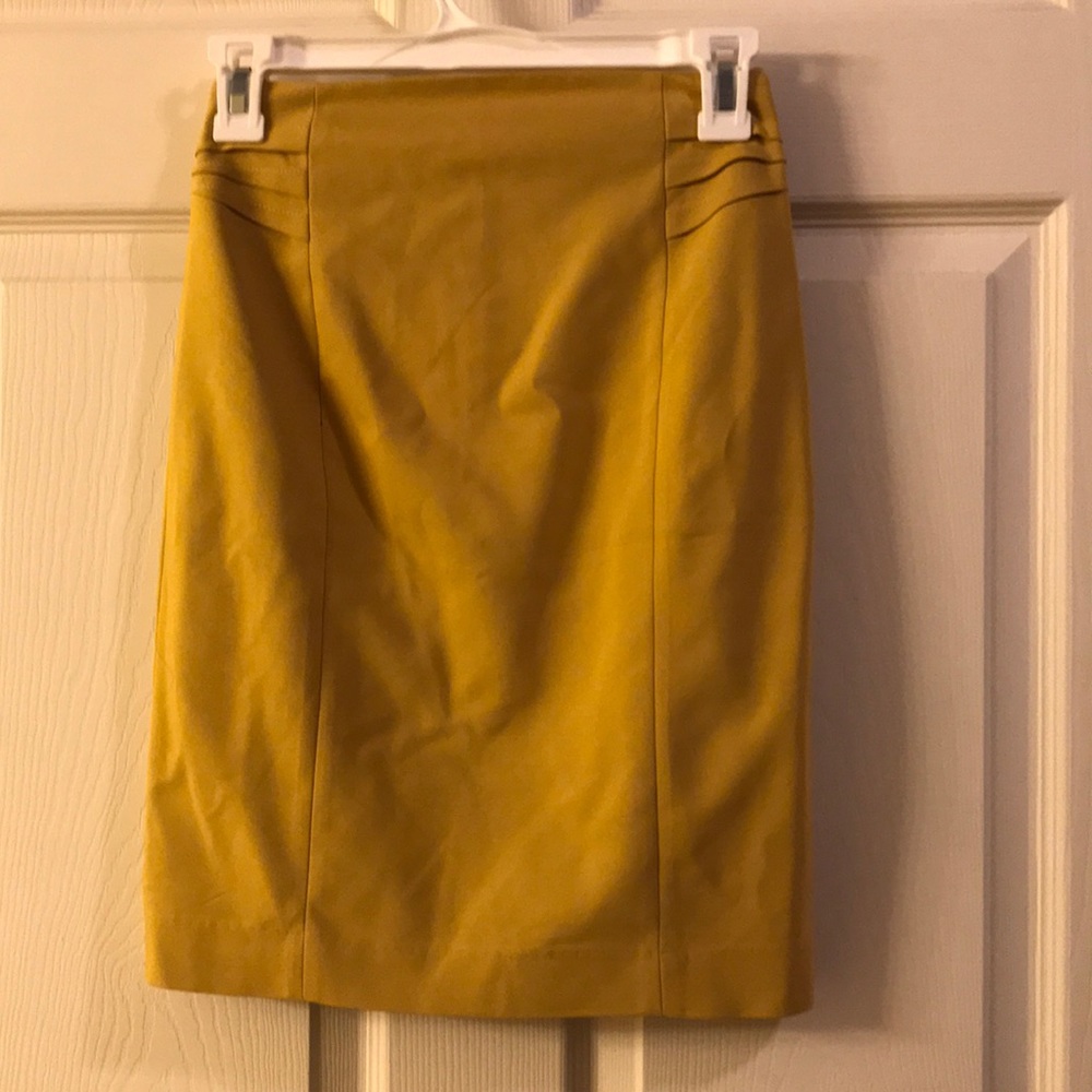 NWT gold pencil skirt
